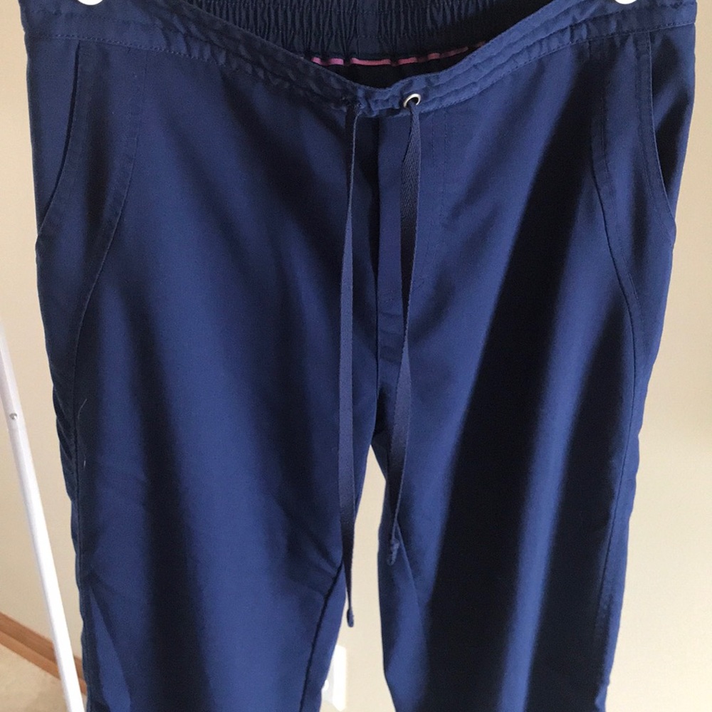 Scrub pants